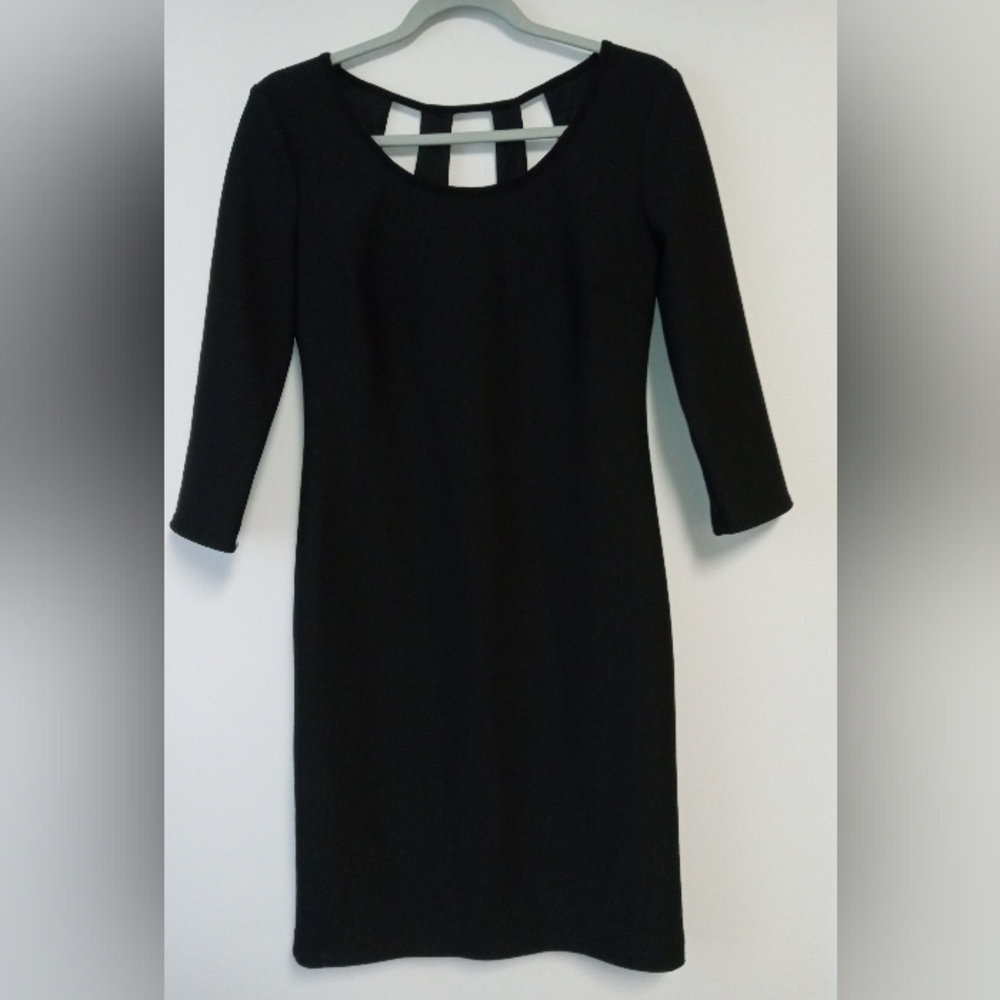 Bisou Bisou Black Sheath Dress 3/4 Sleeve Scoop Neck Size 8